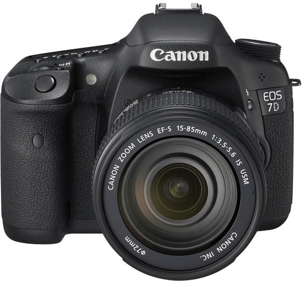 Canon EOS 7D Kit 18-135 mm