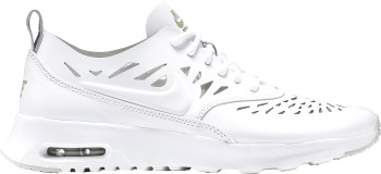nike schuhe mit löcher nike schuhe mit löcher