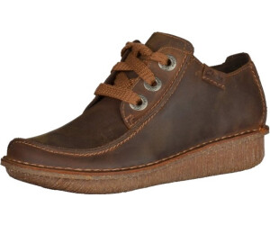 Clarks funny online dream brown
