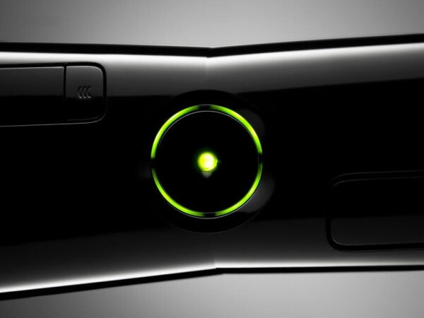 Microsoft Xbox 360 S 250 GB Matt, Bild 2