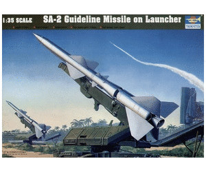 Trumpeter SA-2 Guideline Missile on Launcher (0206)