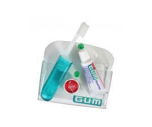Gum Travel Kit con Spazzolino Pieghevole Dentifricio Filo 2 Picks
