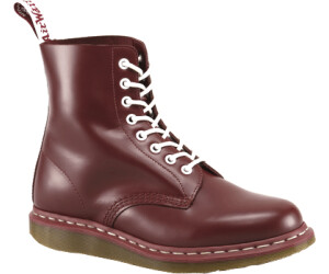 Flat sole dr martens deals
