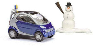 Busch Model Smart City Coupé avec porte-skis et skis (48918)