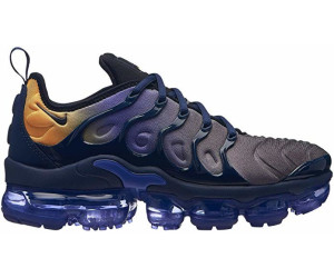 black vapormax plus women's