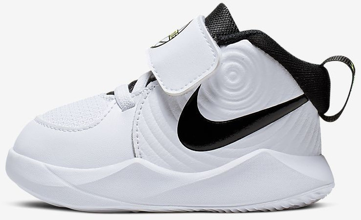 nike hustle d9