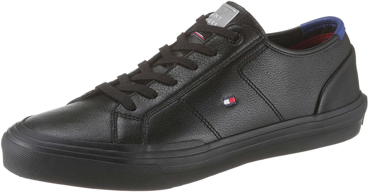 th core signature trainers