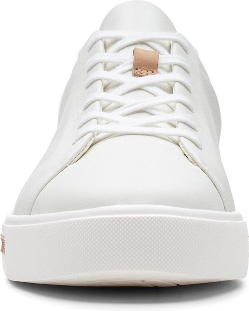 un maui lace clarks white