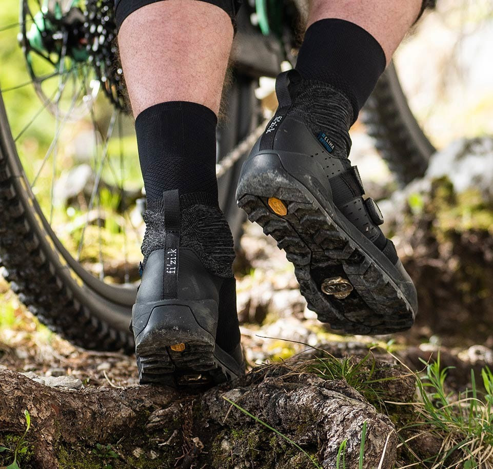 Botas fizik on sale