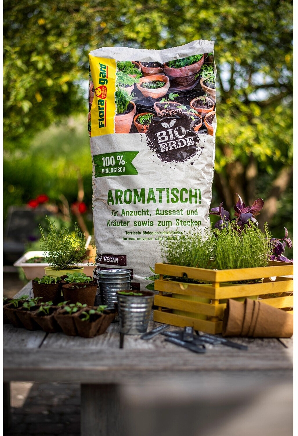 Floragard Floragard Bio-Erde Aromatisch 3x10 l - für Anzucht und Aussaat sowie für Kräuter - detail view