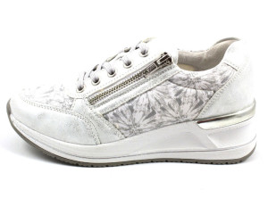 best silver trainers