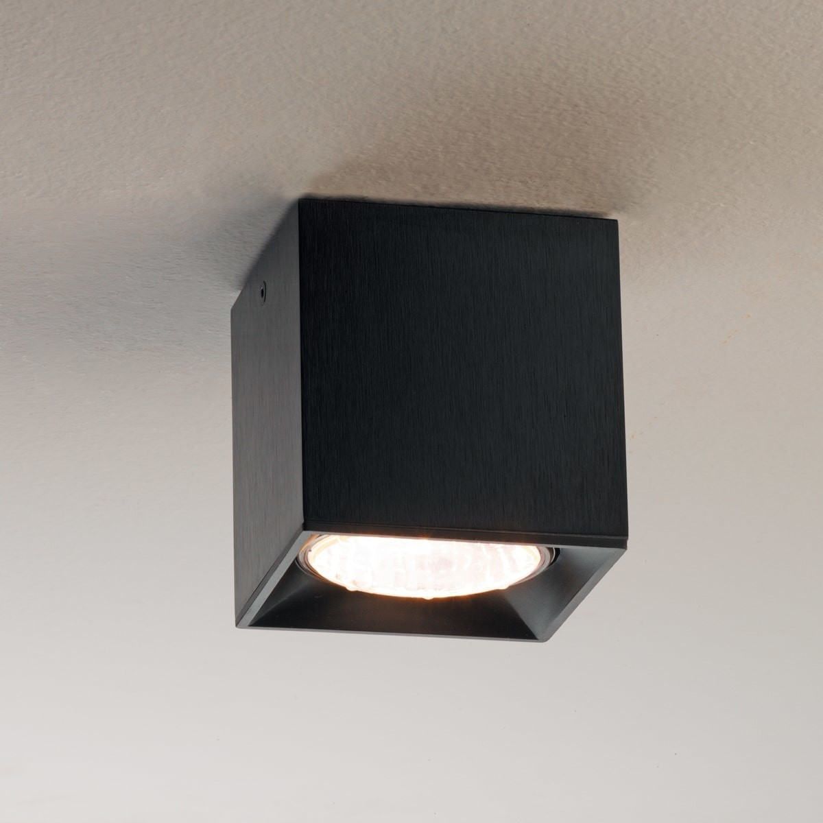 Milan 6118