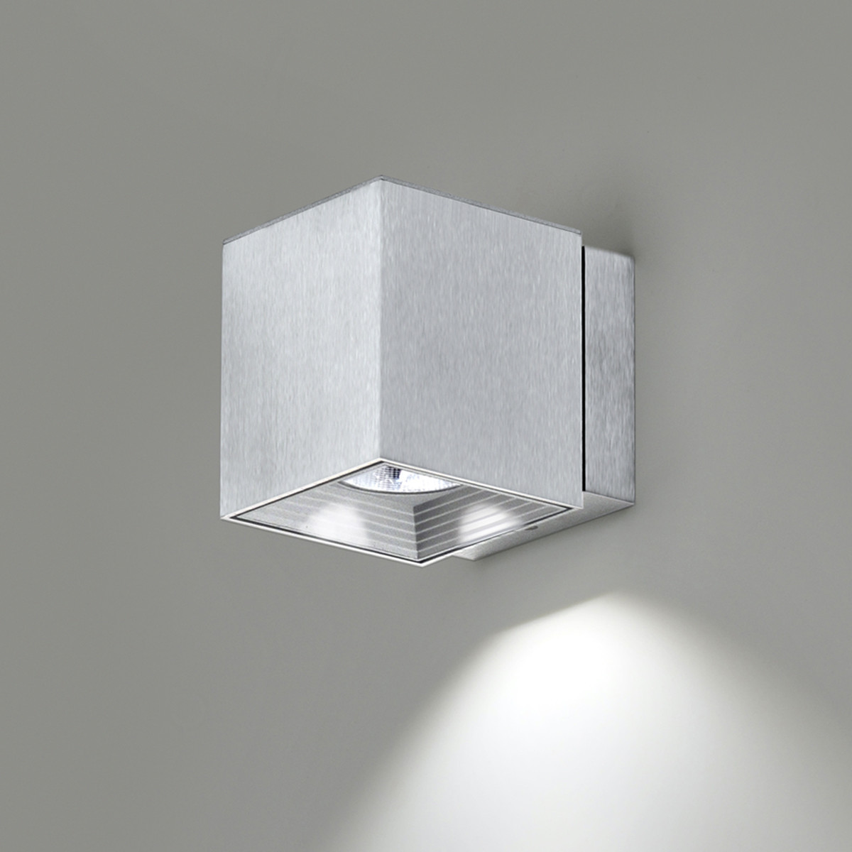 Milan 6833