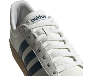 eg4000 adidas
