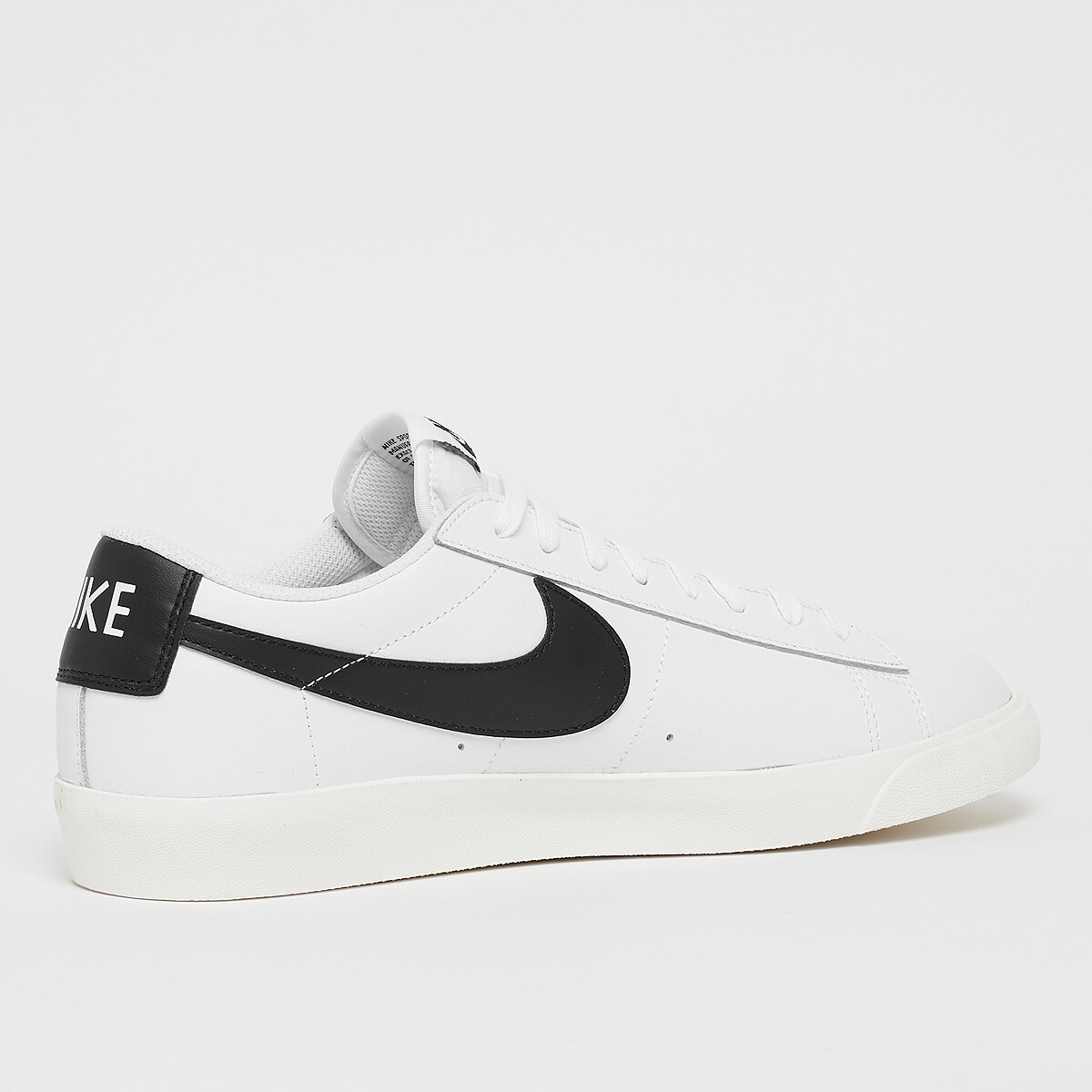 Sb blazer low black leather best sale