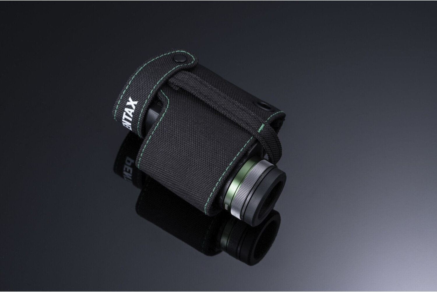 Pentax VM 6x21 WP Kit
