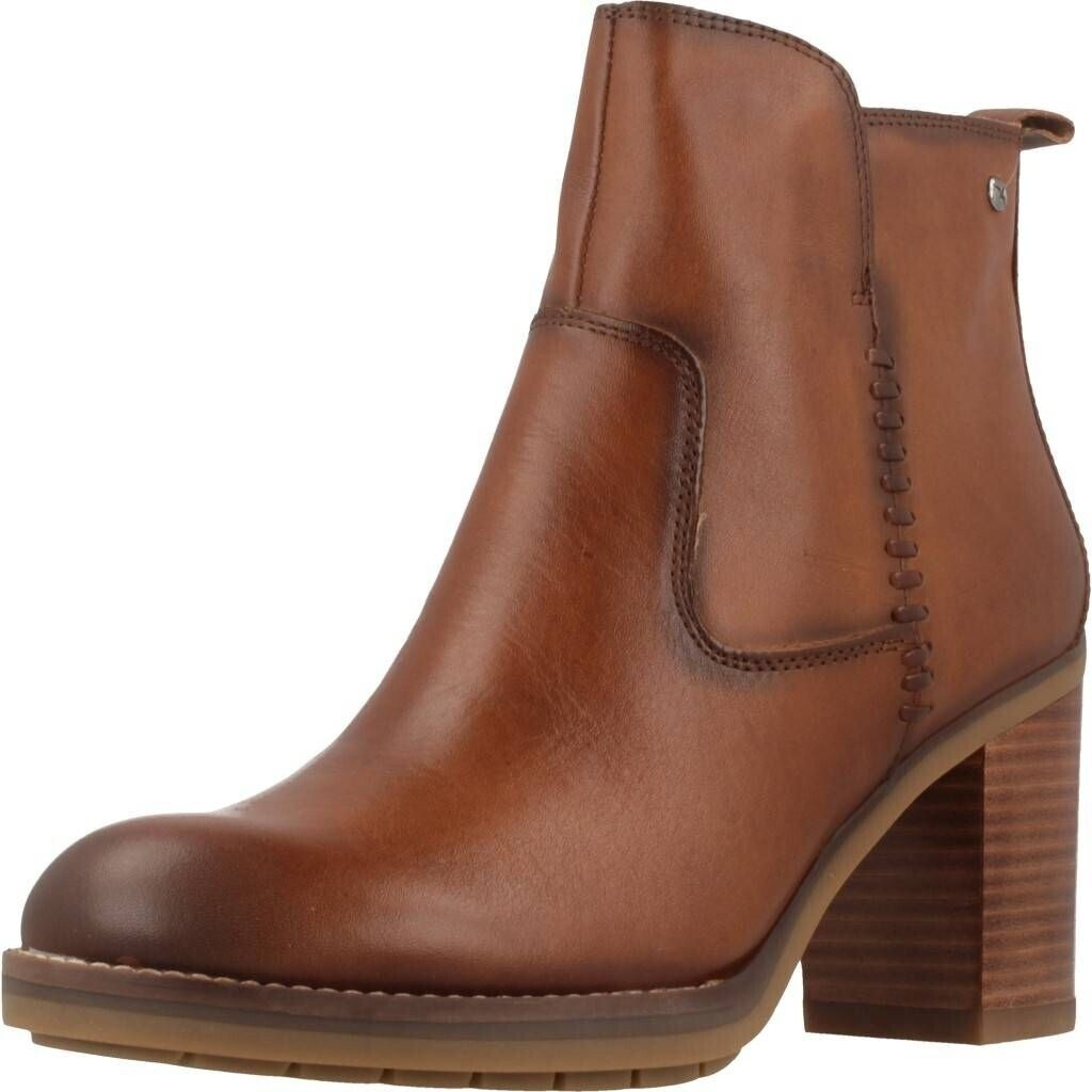 pikolinos brown boots