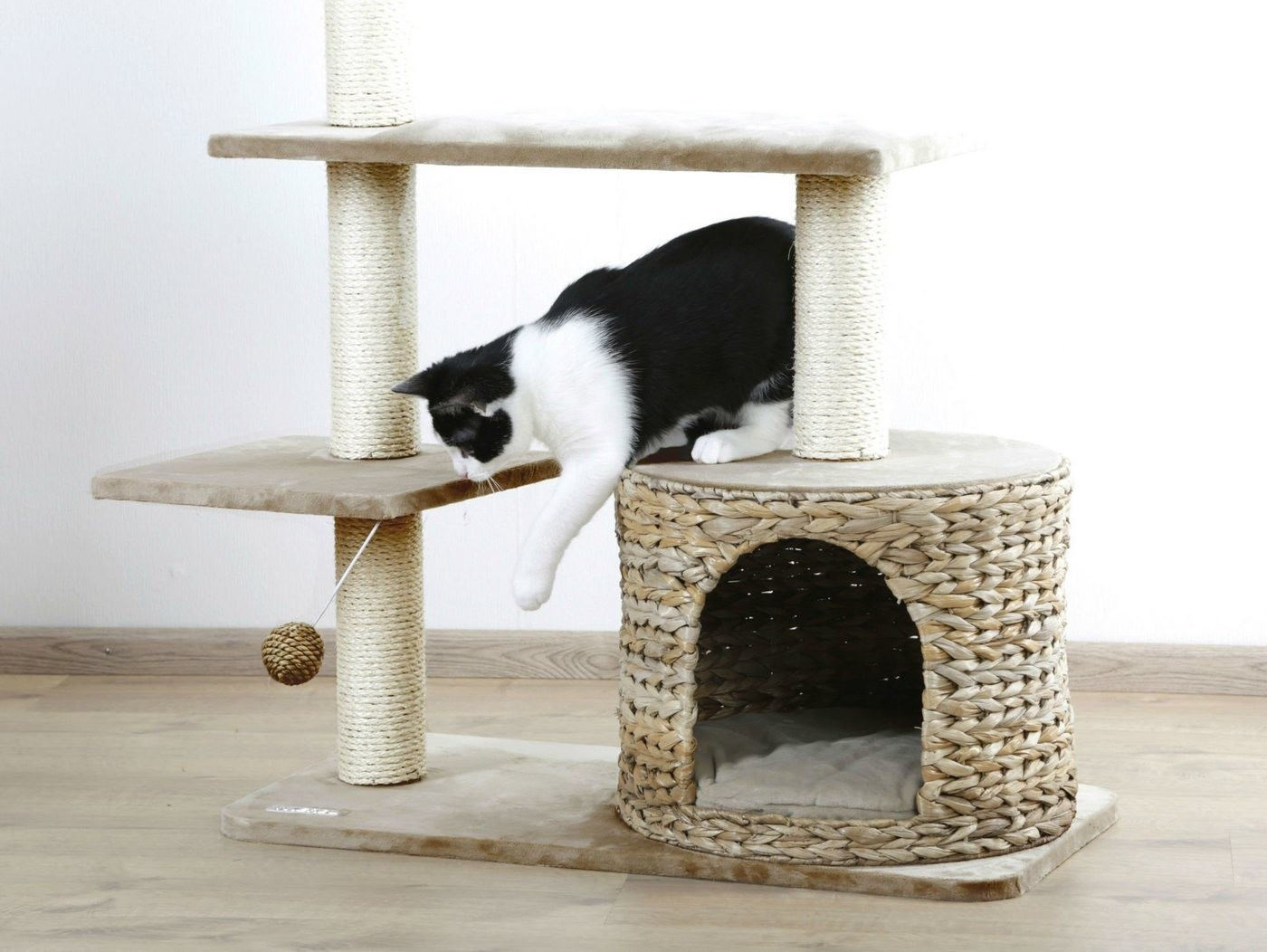 Banana leaf cat bed cheap