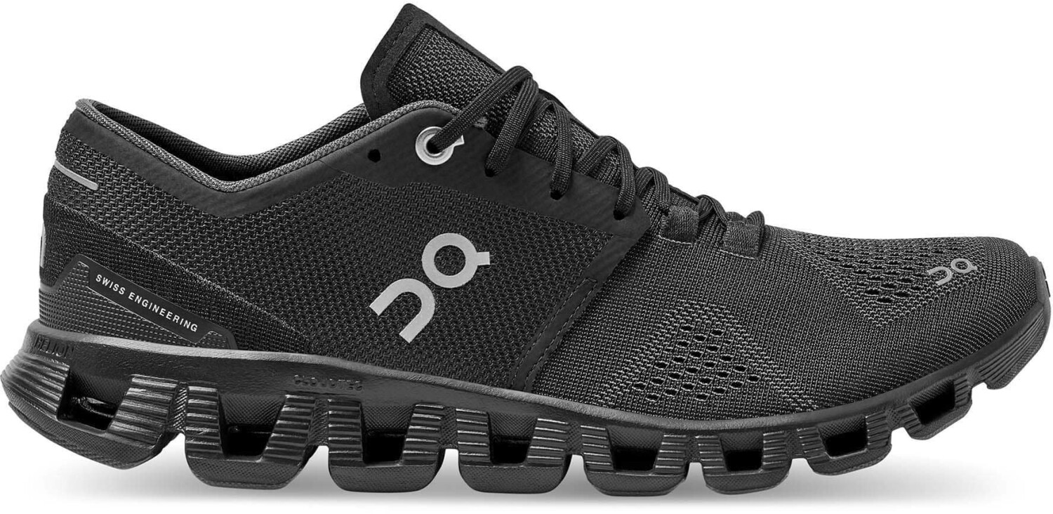 On Women‘s Cloud X black/blue/red/purple (40.99701)