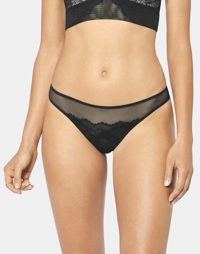 Triumph Lace Spotlight String (10193932) black