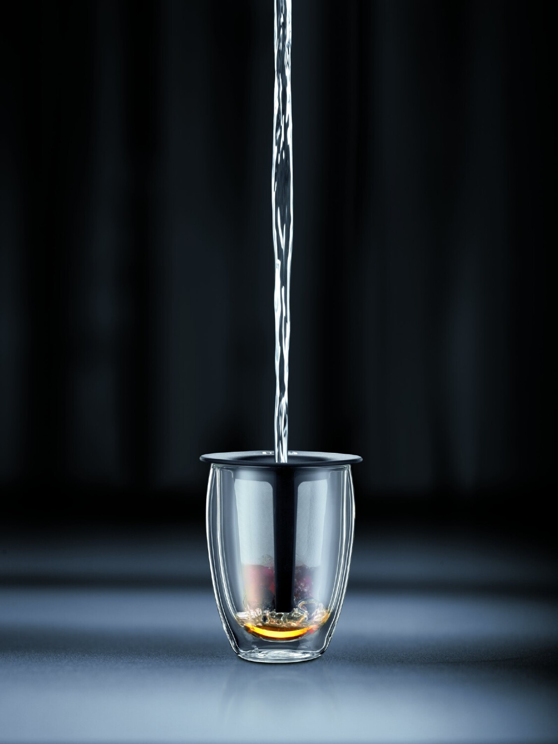 Bodum Bodum Tea glass with plastic filter, double-walled, 0.35 l - back view