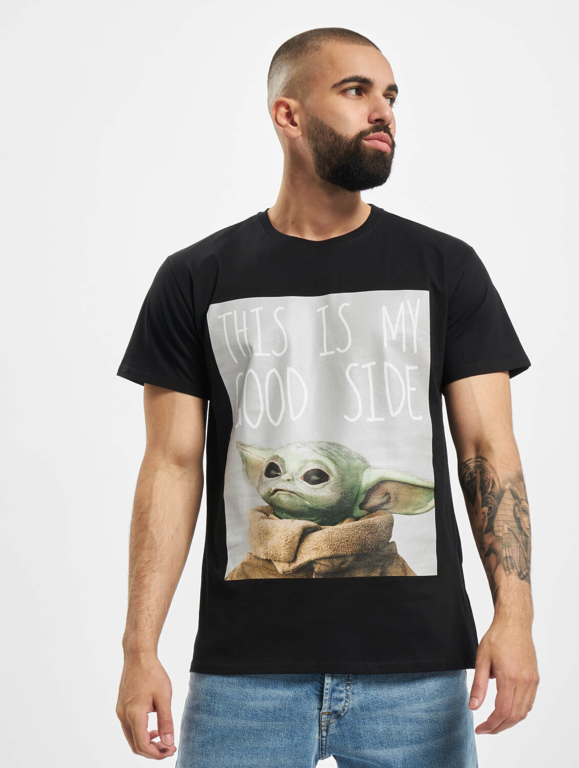 Merchcode T-Shirt Baby Yoda Good Side black (MC56300007)