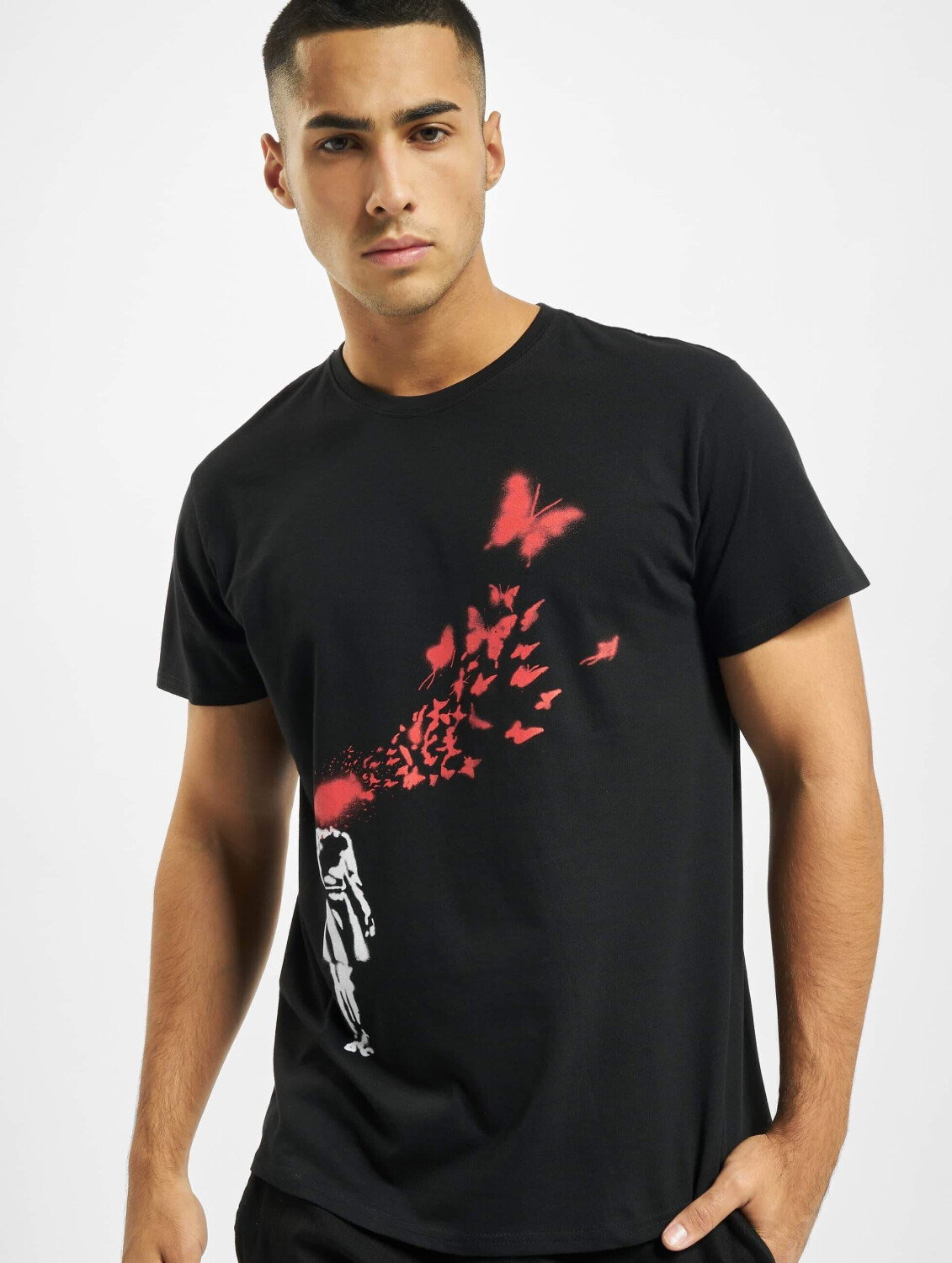 Merchcode T-Shirt Banksy Butterfly black (MC091BLK)