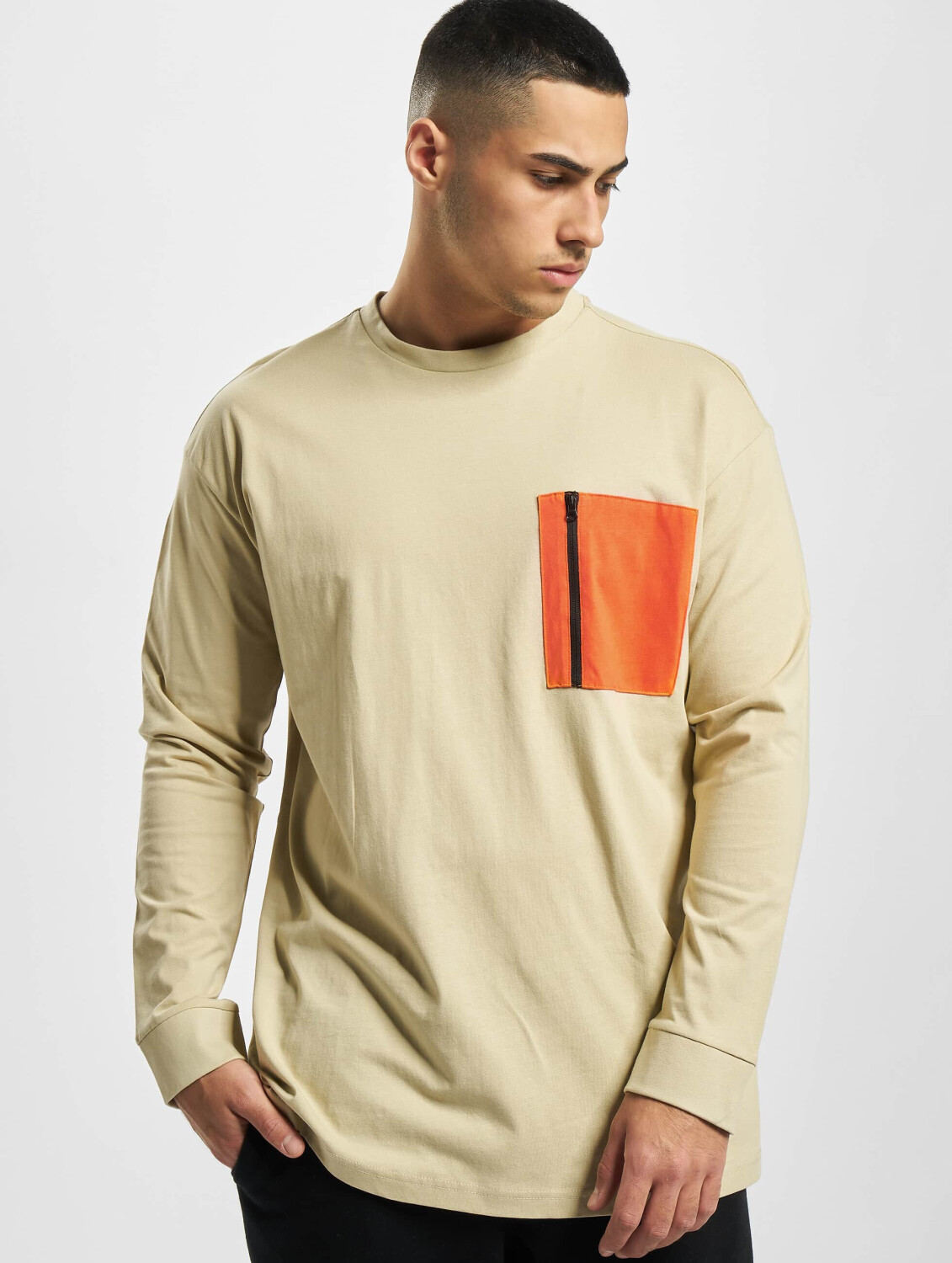 Urban Classics Longsleeve Boxy Big Contrast Pocket beige (TB350102439)