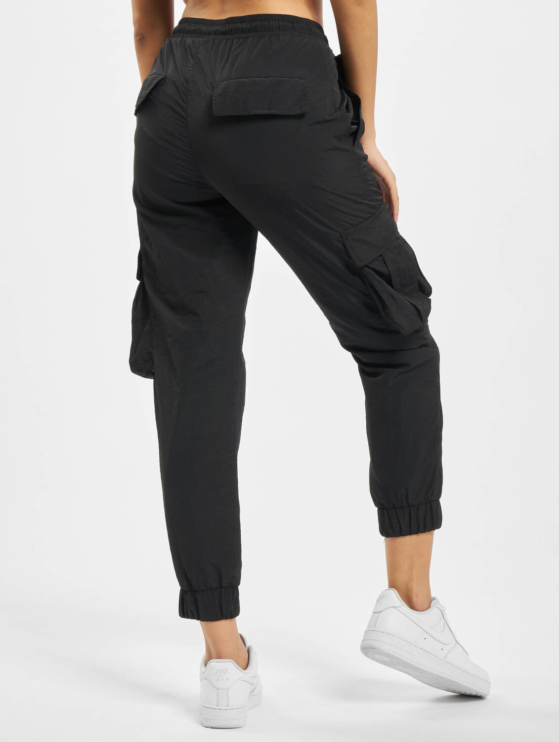 Urban Classics Ladies High Waist Crinkle Nylon Pants black (TB3636
