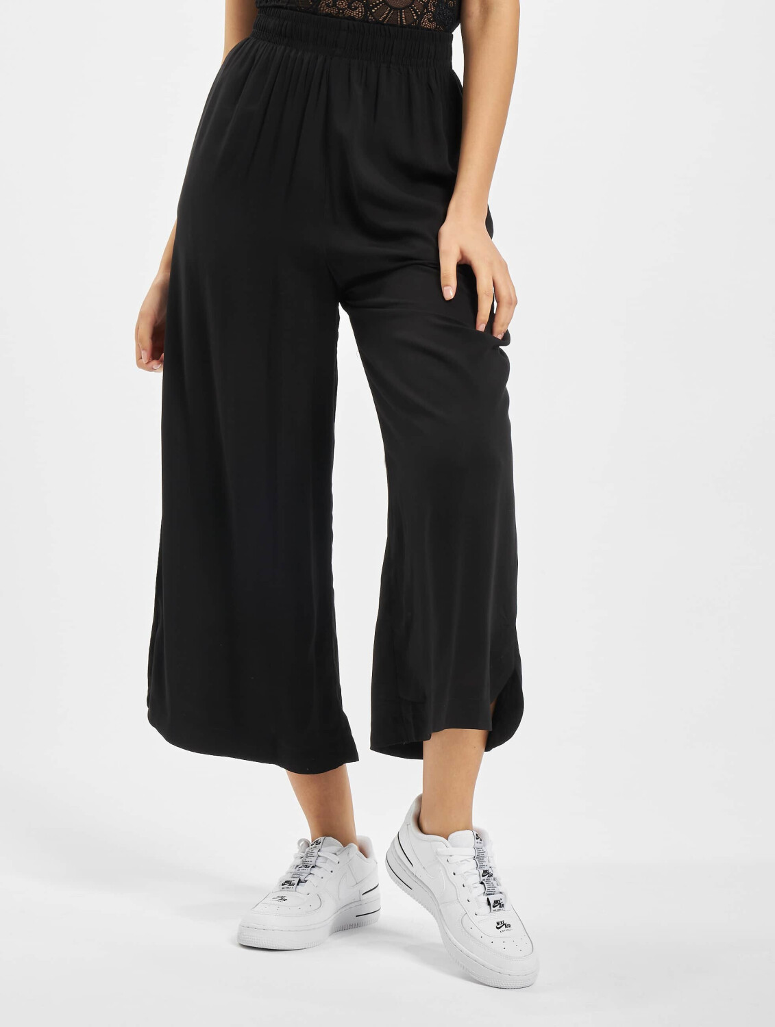 Urban Classics Chino Wide Viscose black (TB363200007)