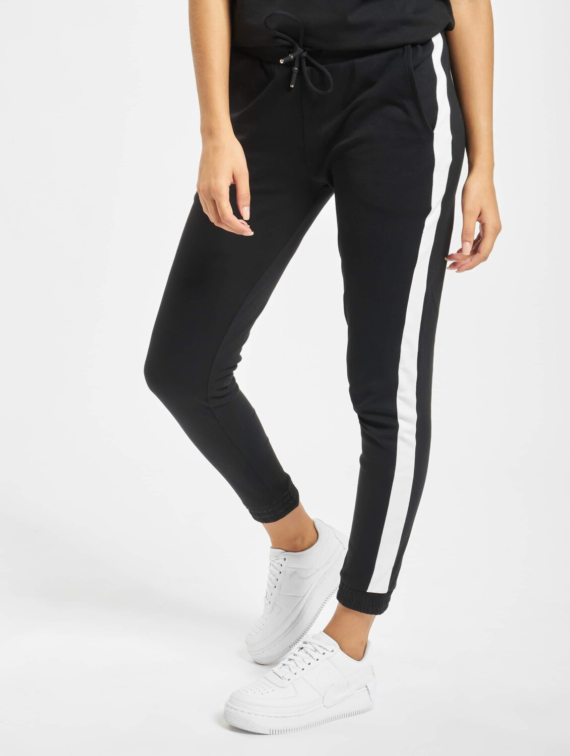 Urban Classics Sweatpants Interlock black (TB1992BLKWHT)