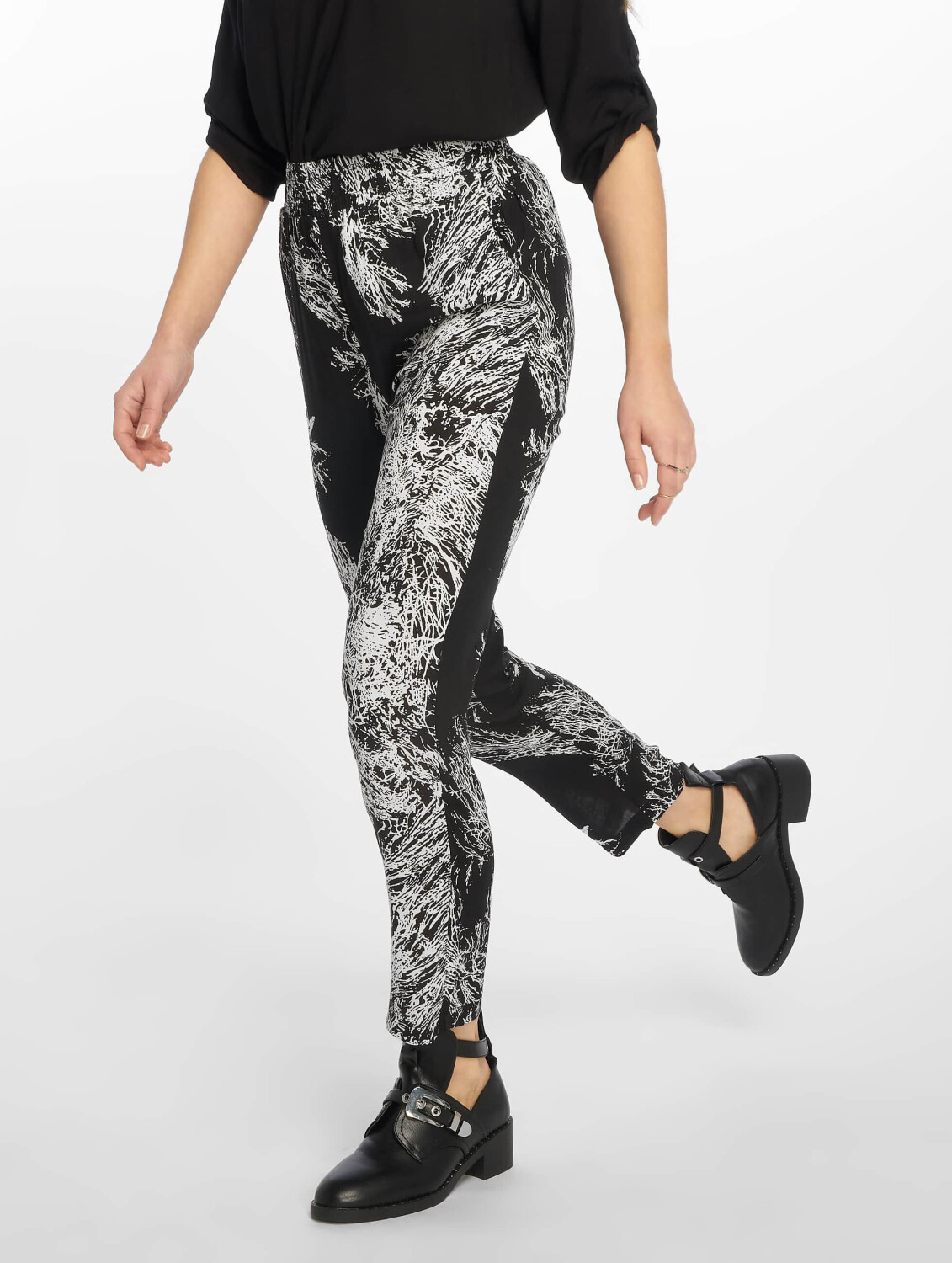 Urban Classics Sweatpants Ladies Beach black (TB163201061)