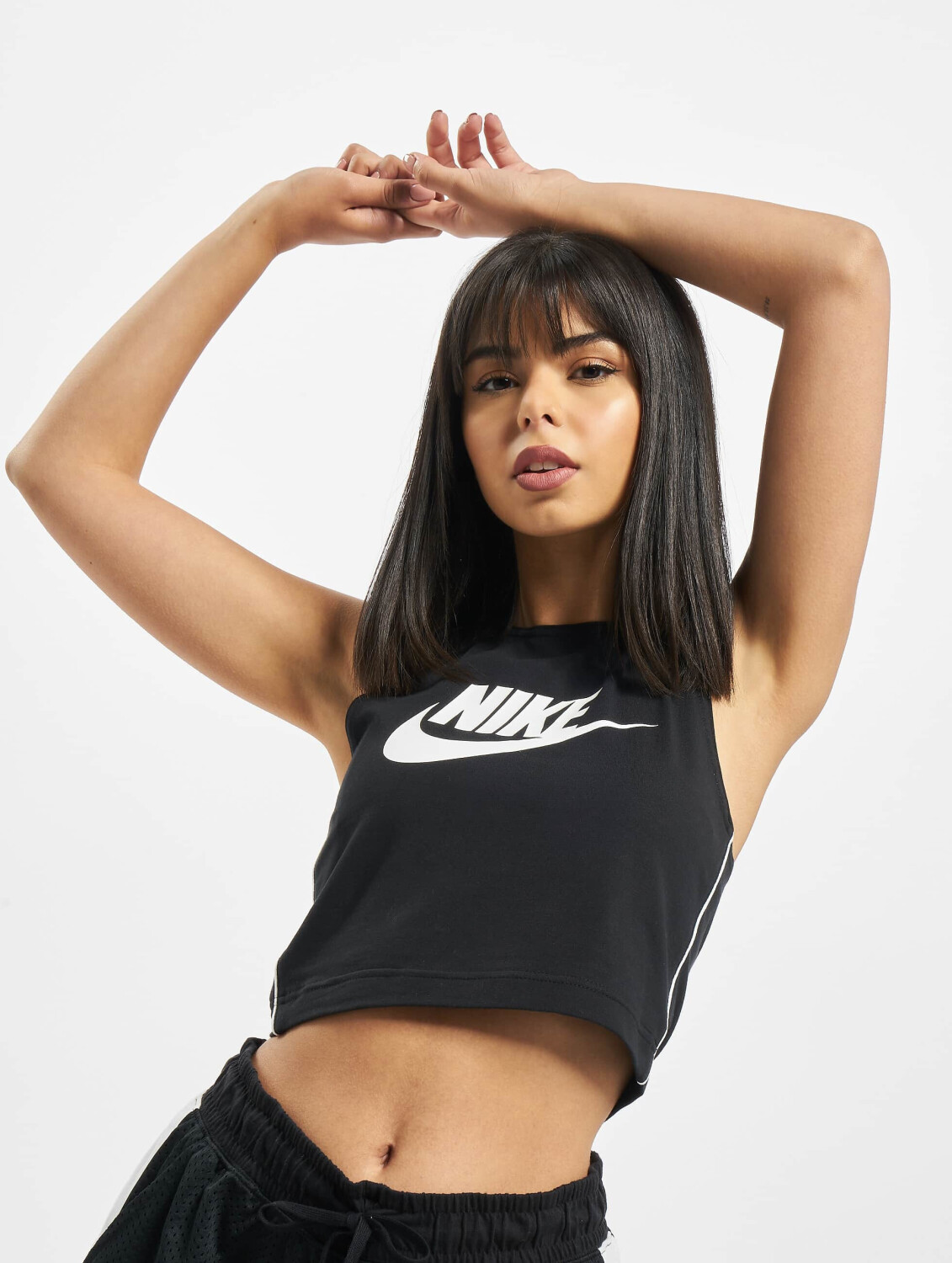nike black tank top womens