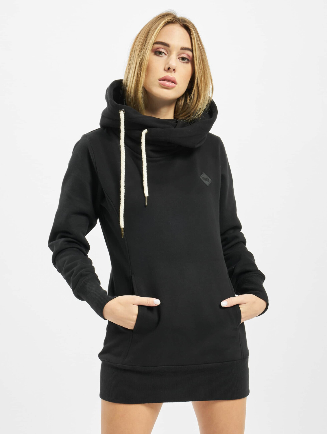 Urban Classics Hoody Long Logopatch  black (TB1328BLK)