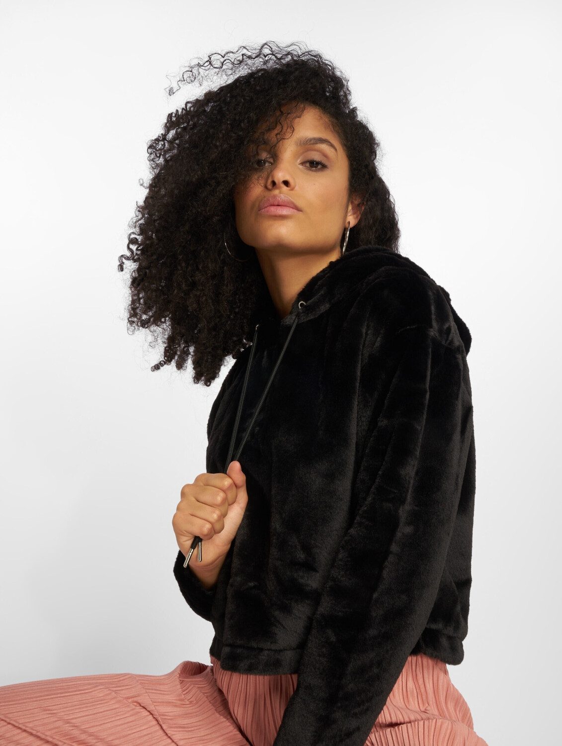 Urban Classics Hoody Oversize Short Teddy black (TB2348BLK)