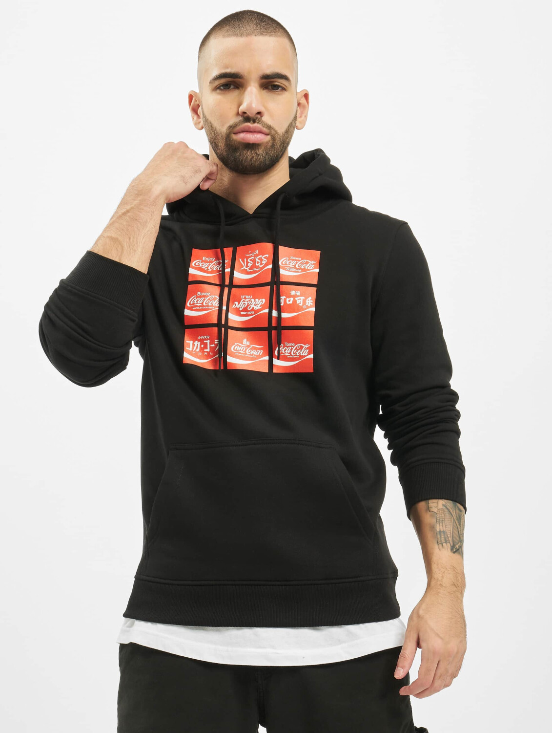 Merchcode Hoodie Coca Cola International Logo black (MC444BLK)