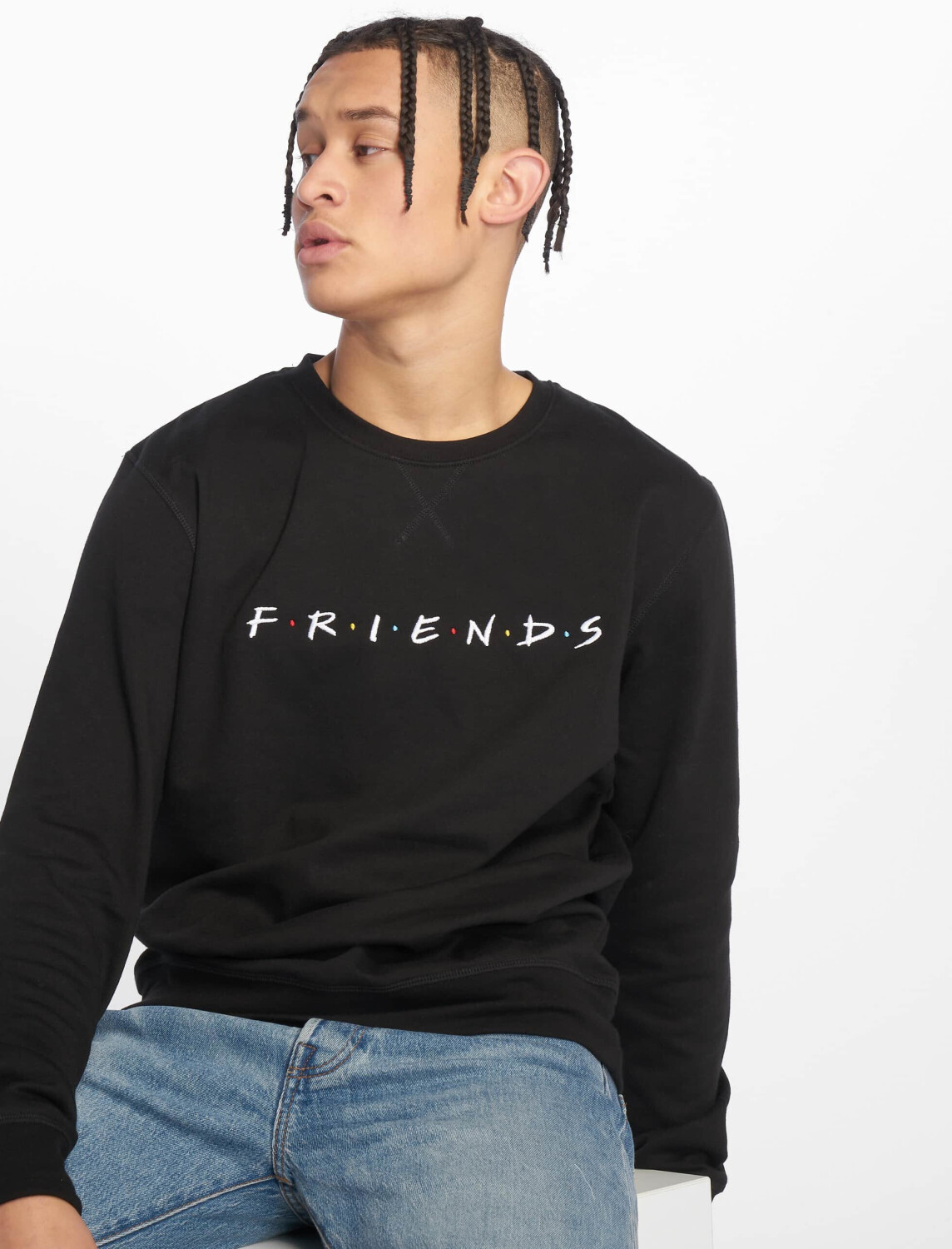 Merchcode Sweatshirt Friends Logo Emb black (MC333BLK)