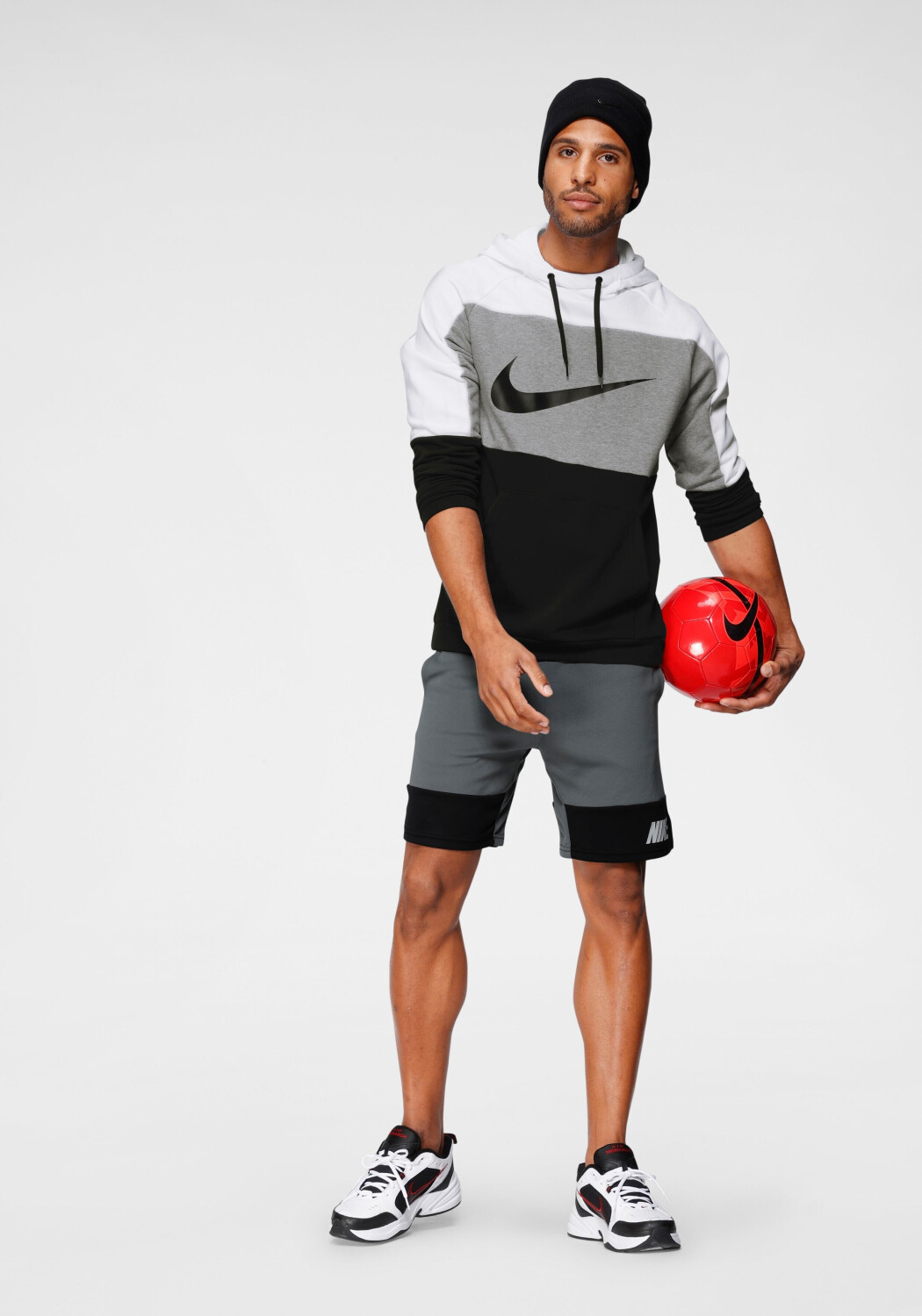 Nike Beanie Cuffed Swoosh (CW6324-010) black au meilleur prix sur idealo.fr