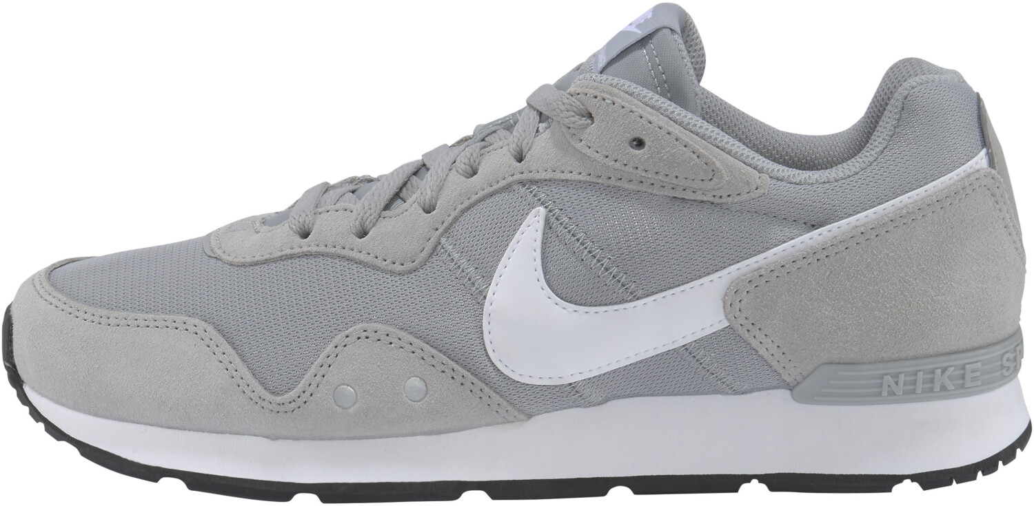 nike venture grey