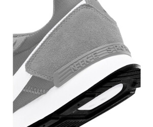 nike grey venture runner trainers