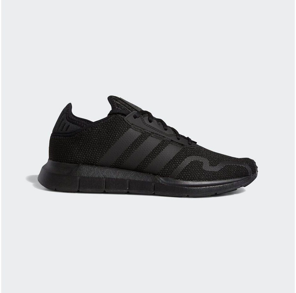 Swift run sneaker black on sale