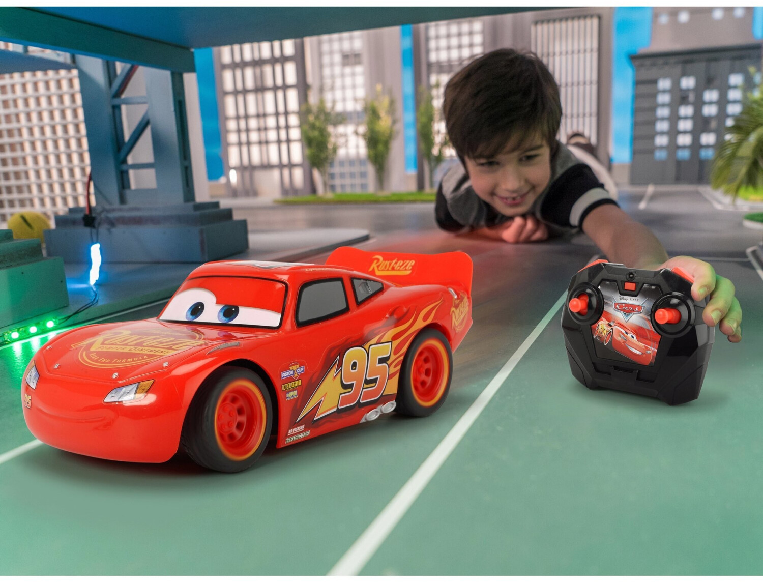 Simba RC Cars 3 Lightning McQueen Turbo Racer desde 28 20