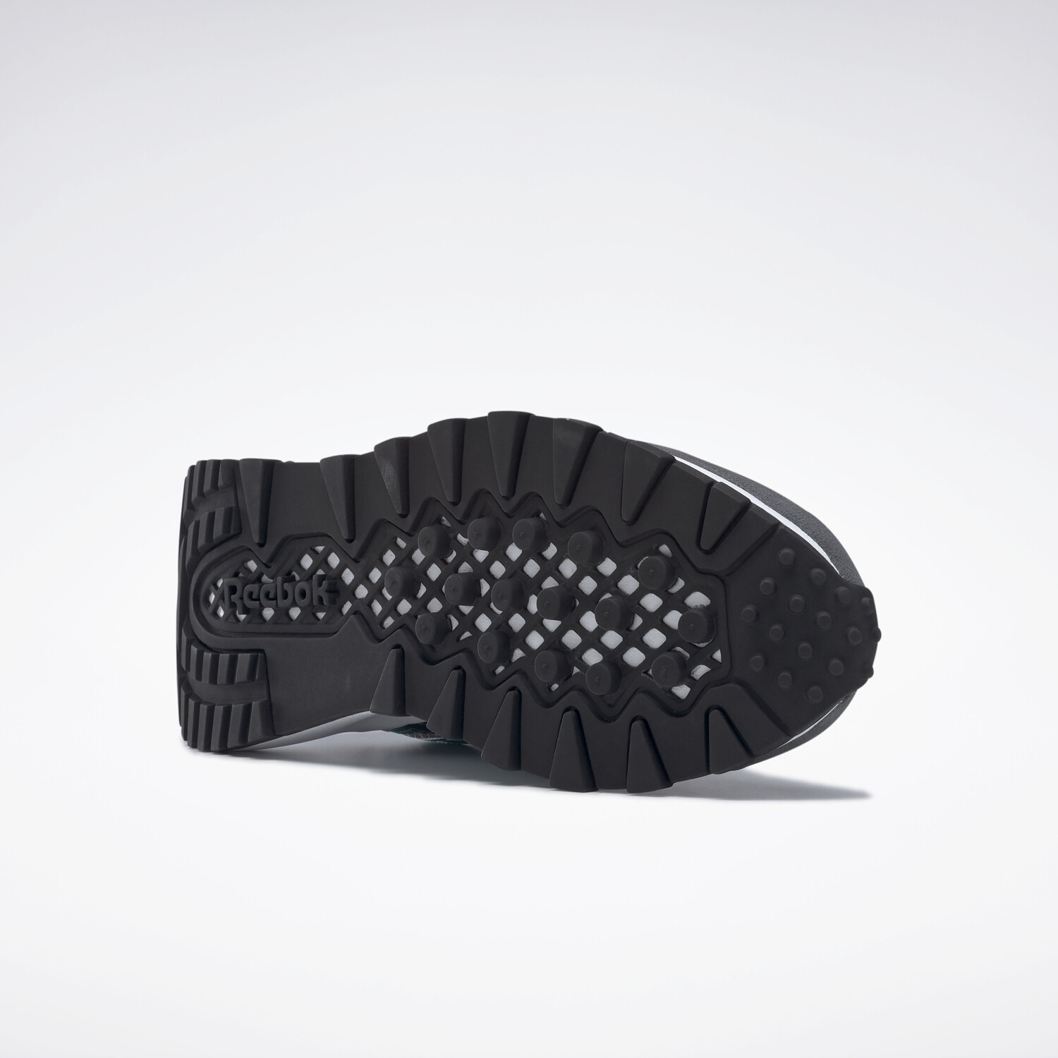 reebok cl legacy assassin's creed valhalla