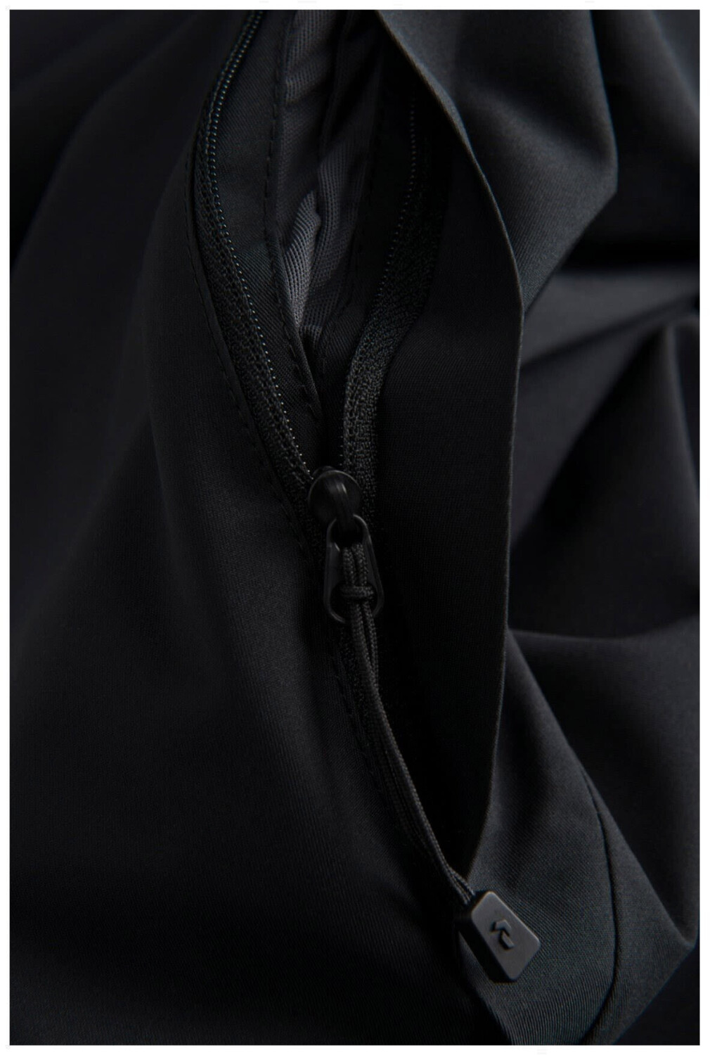 Peak Performance Maroon Jacket (G54075150)