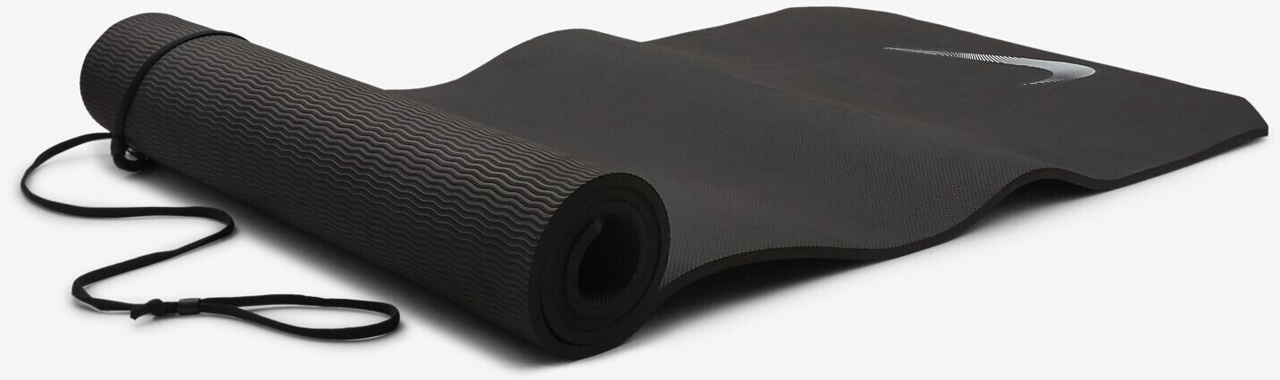 nike training mat