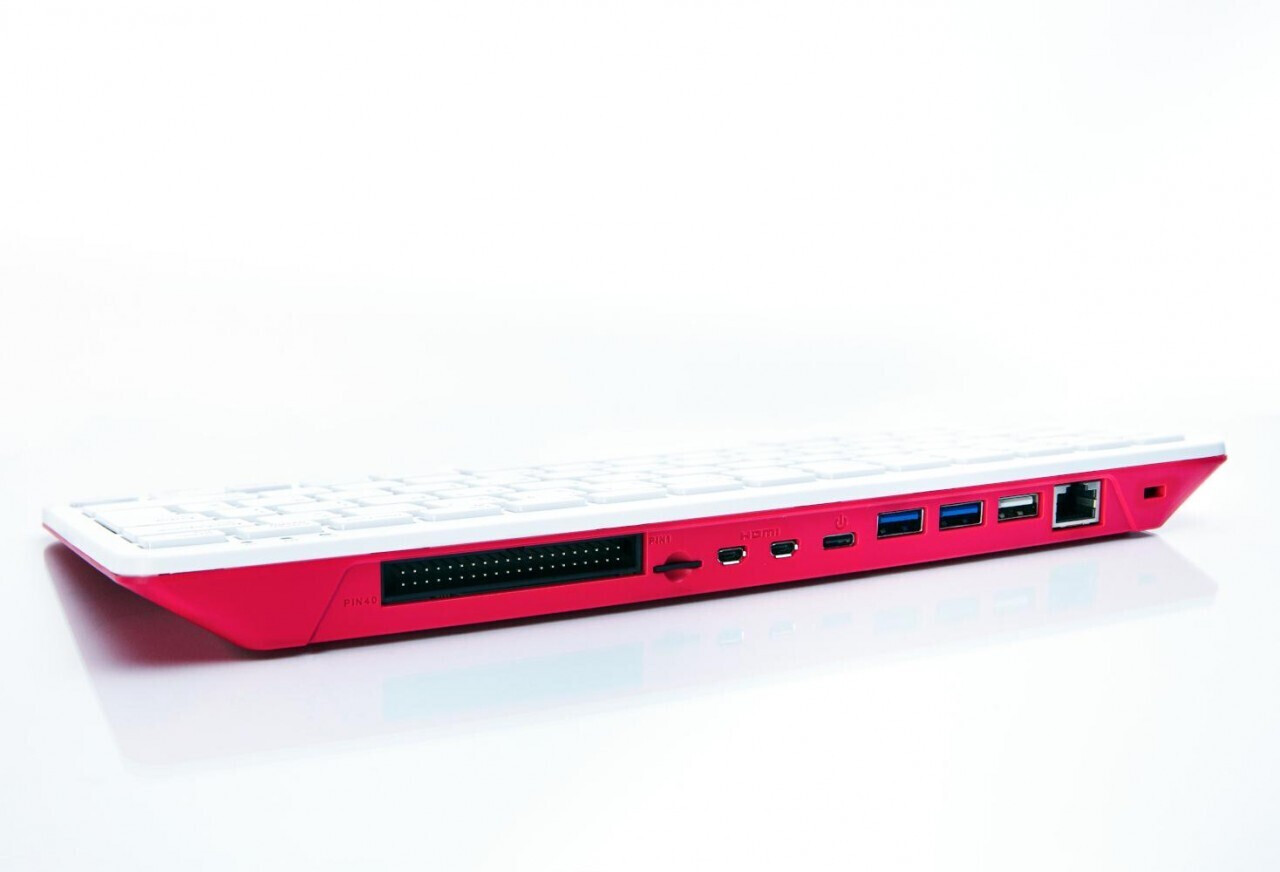 Raspberry Pi 400 (UK)