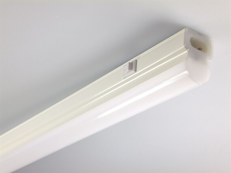 Ledvance Sottopensile Linear Compact Switch 300 - Lampada LED 4W 4000K Luce Naturale, Alimentatore Incluso, Collegabile Fino A 10 Pezzi