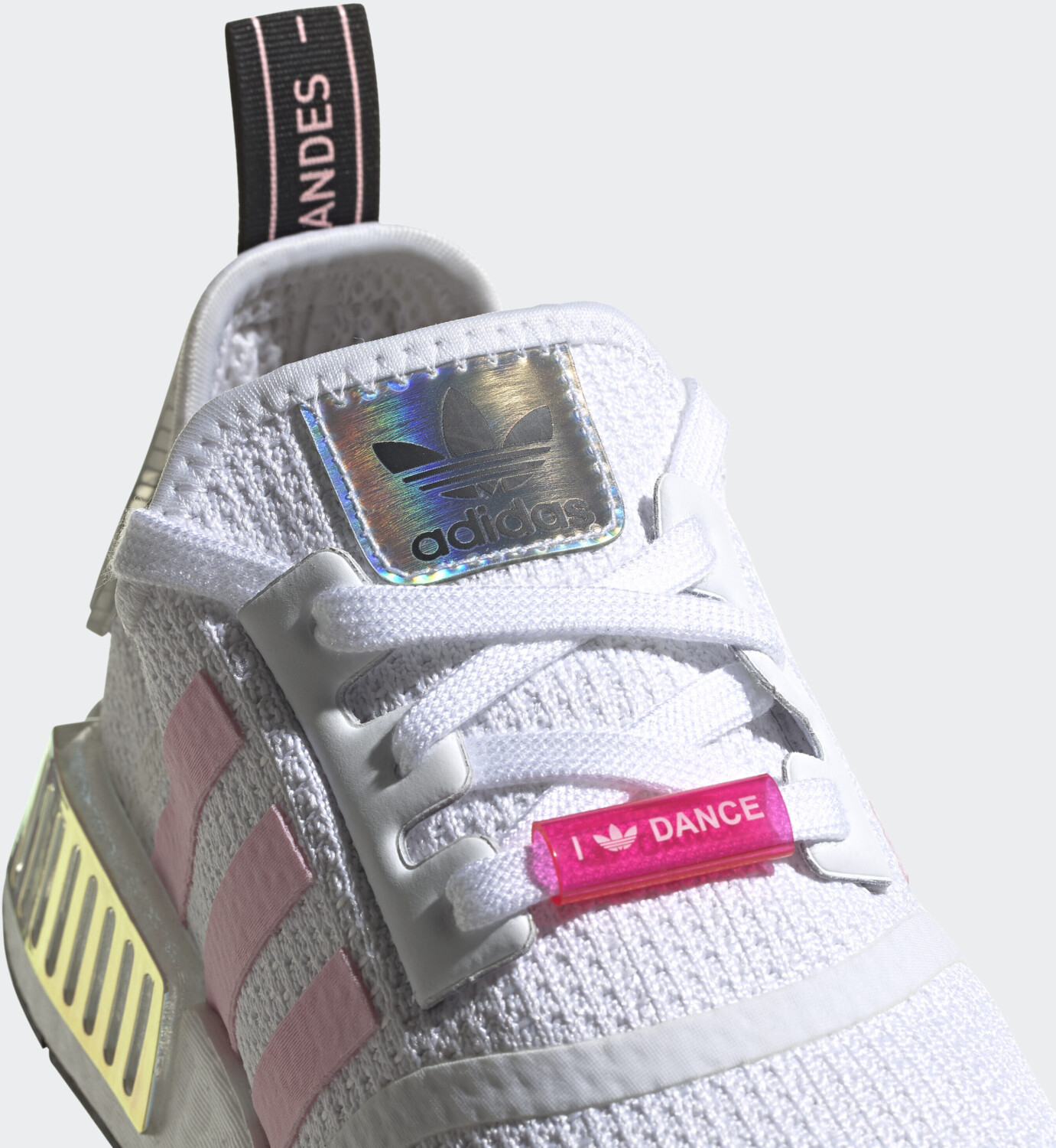 Adidas nmd r1 pink gum best sale