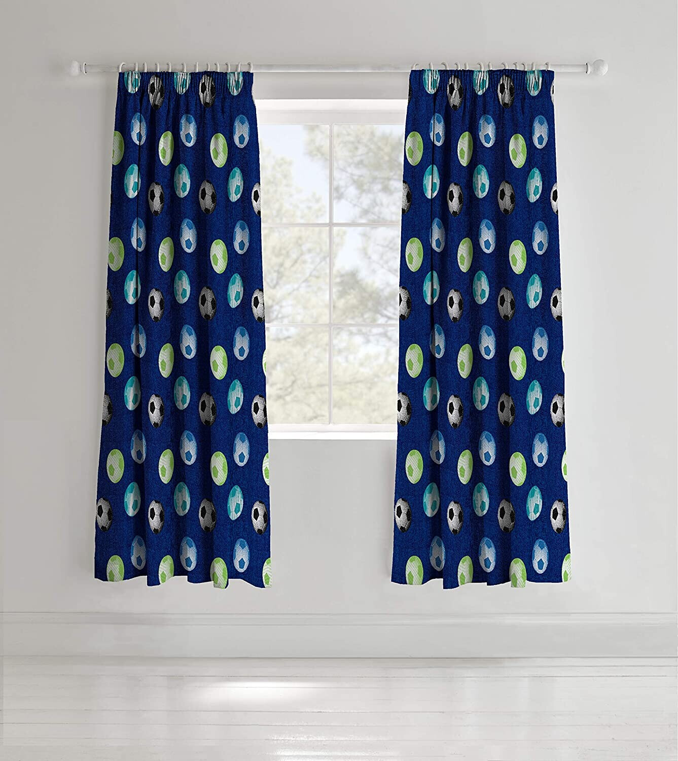Catherine Lansfield Kid's Football Curtains