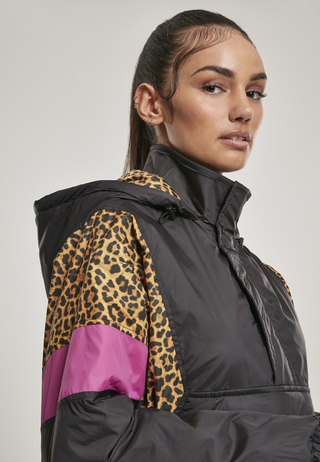 Urban Classics Ladies Aop Mixed Pull Over Jacket (TB3063-01945-0037) black/leo  ab 39,49 € | Preisvergleich bei